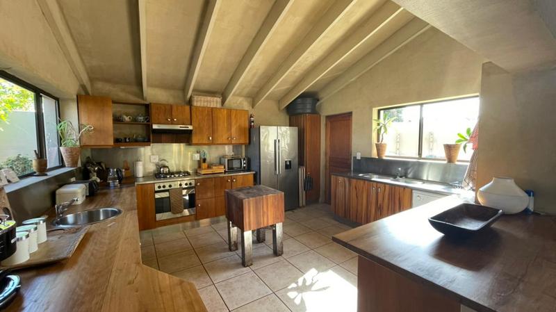 To Let 4 Bedroom Property for Rent in Seaside Longships Western Cape